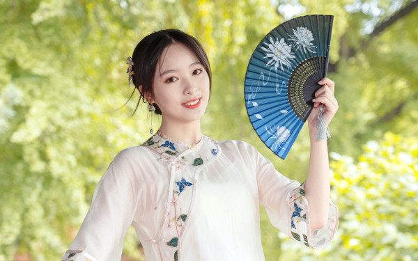 Wan Yi【晚衣】dances Ronin Pipa《浪人琵琶》 Wan Yi【晚衣】dances Ronin Pipa《浪人琵琶》